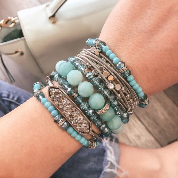 NEW! Kinsley Armelle Metallic-Silver Ory Bracelet - Picture 3 of 4